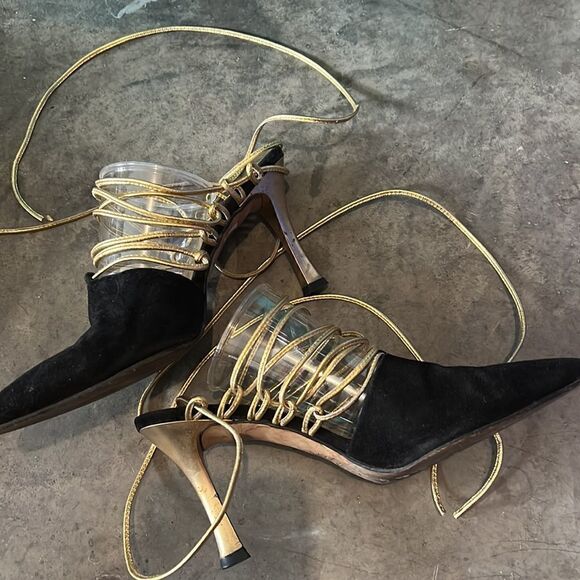 Vintage 7.5 Black + Gold Attitude Pegabo Closed Toe Ankle Wrap Stiletto Heels - Picture 4 of 5